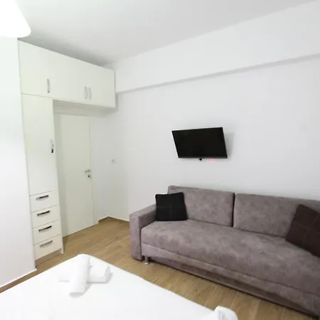 Apartment Elmazi Fa & Fe *