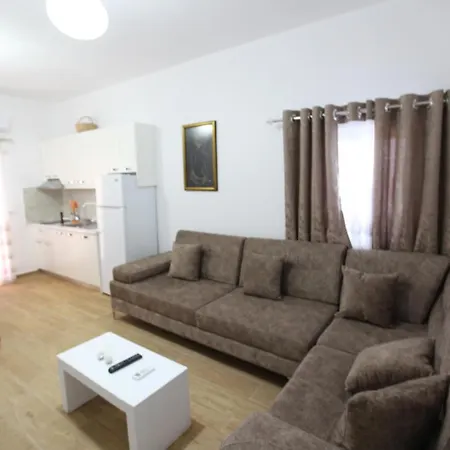 Apartment Elmazi Fa & Fe *