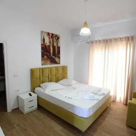 Apartment Elmazi Fa & Fe *