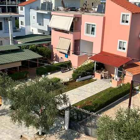 Elmazi Fa & Fe شقة *